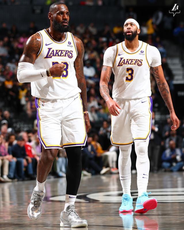 开云体育网址在线登录-一顺百顺！残阵湖人狂胜全主力快艇 东契奇乐开花