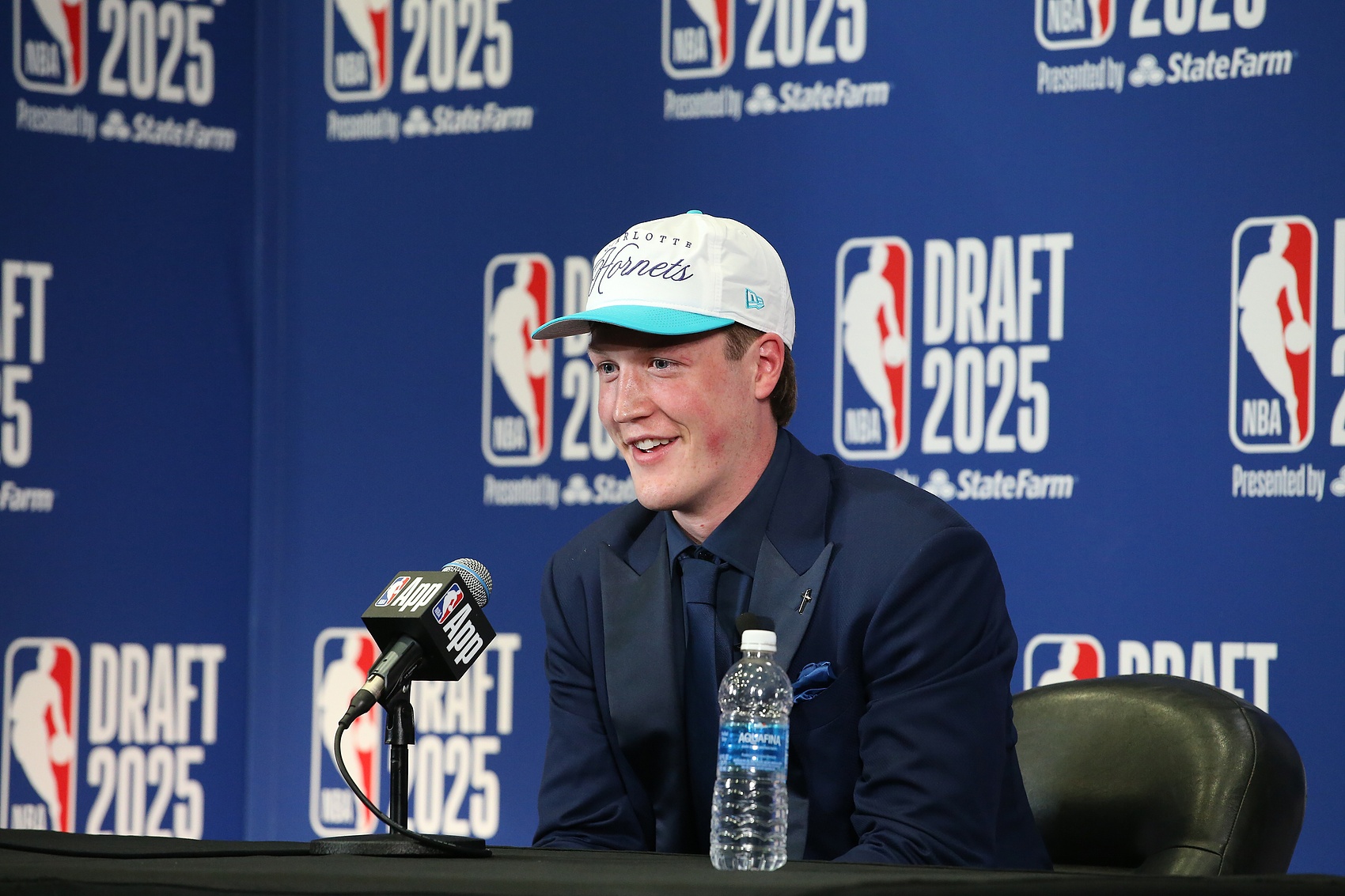 新赛季联盟小前锋哪家强？攻防一体大小王 小卡&amp;状元蓄势待发