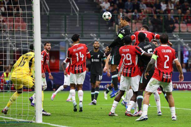 开云体育网址下载-【现场】情怀救不了惨淡票房，谁能救得了丑陋米兰？