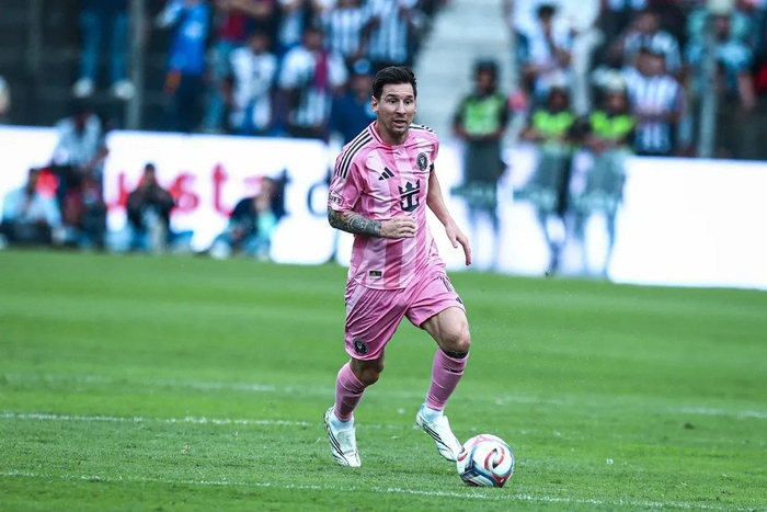 最新开云体育网址入口-梅西缺席香港表演赛引争议|莱昂内尔·梅西_新浪体育_新浪新闻