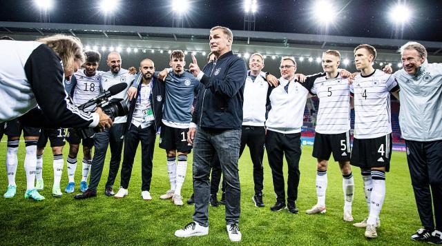 18岁神童爆发，昆茨点石成金，德国U21队决赛3连进！