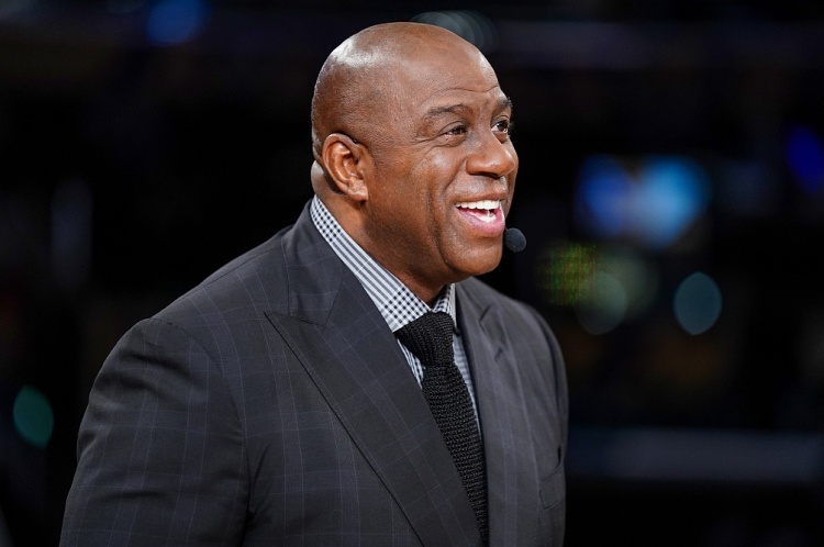 NBA球员收入哪家强？乔丹45亿居首 LBJ压奥胖 科五库六&amp;三少前十